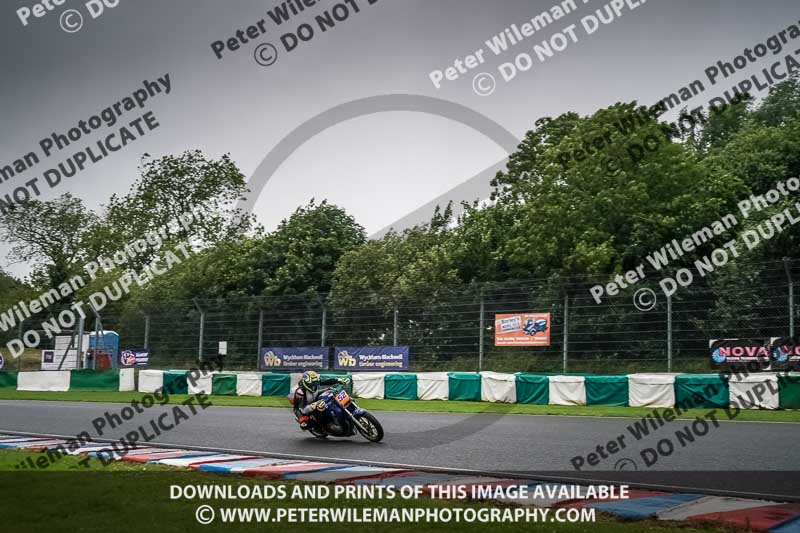 enduro digital images;event digital images;eventdigitalimages;mallory park;mallory park photographs;mallory park trackday;mallory park trackday photographs;no limits trackdays;peter wileman photography;racing digital images;trackday digital images;trackday photos